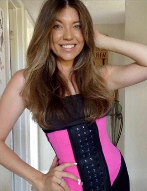 pink waist trainer 3 hooks cincher ambassador selfie